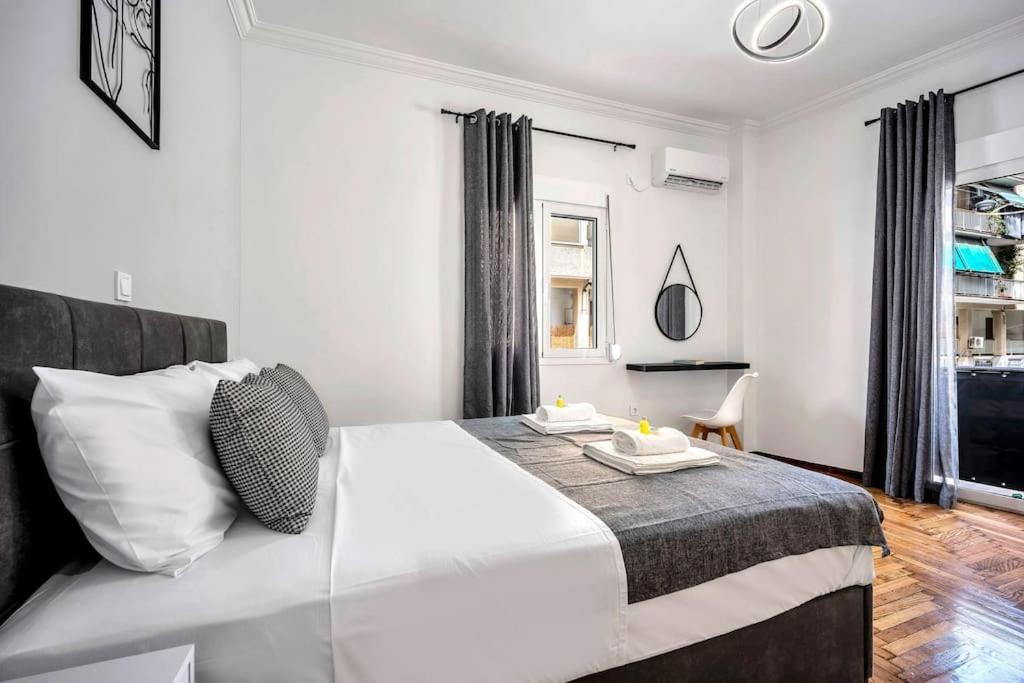 Artemis Modern Apartment Athens Ngoại thất bức ảnh